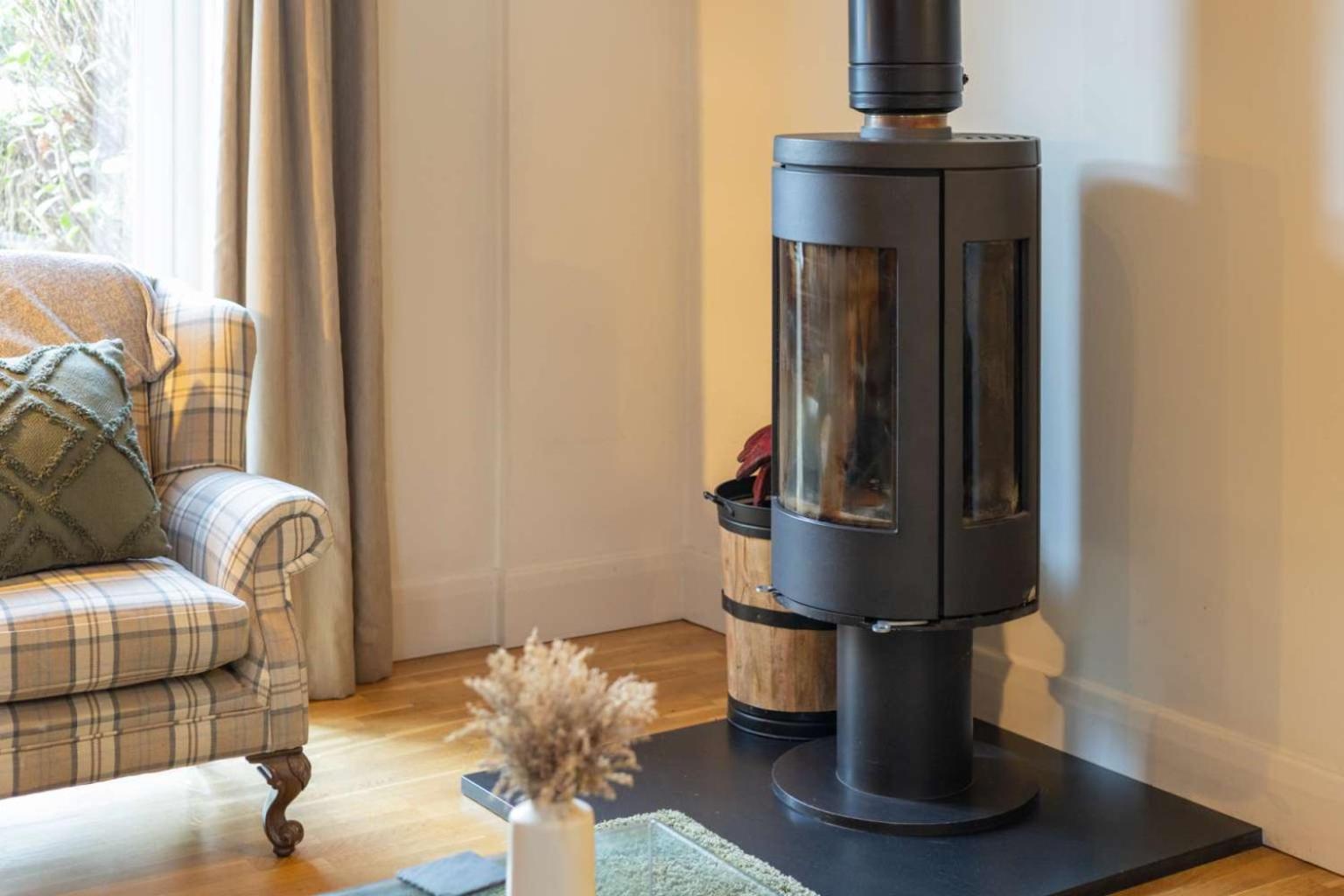 Host & Stay - The Raven Hotel Much Wenlock Room photo